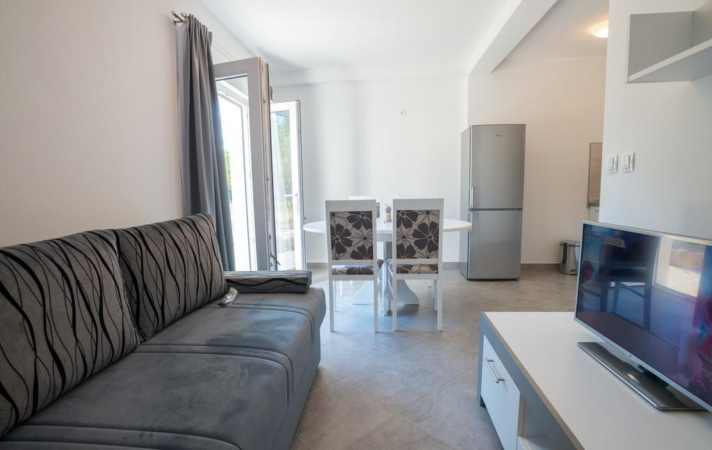 Rujno Apartments Starigrad Paklenica Zimmer foto