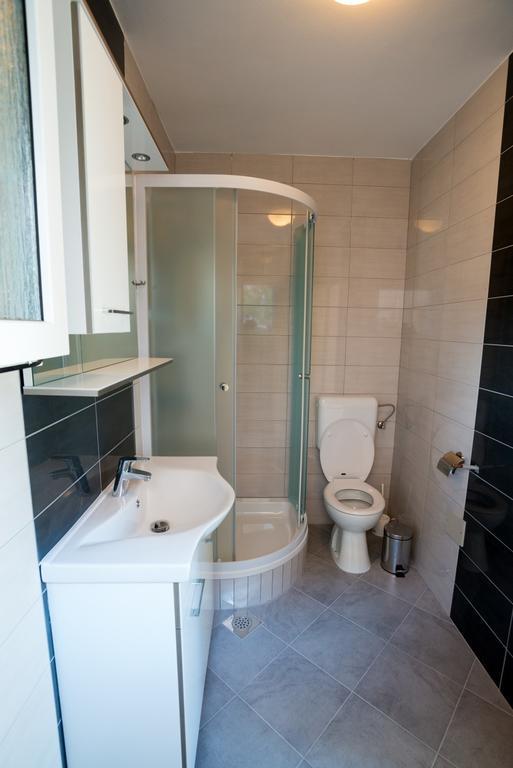 Rujno Apartments Starigrad Paklenica Zimmer foto